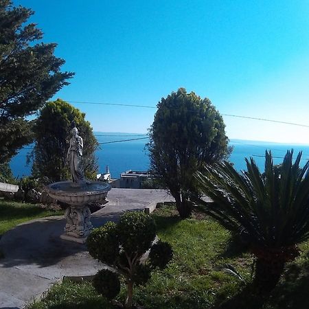 Apartman Horizont Appartement Omiš Buitenkant foto