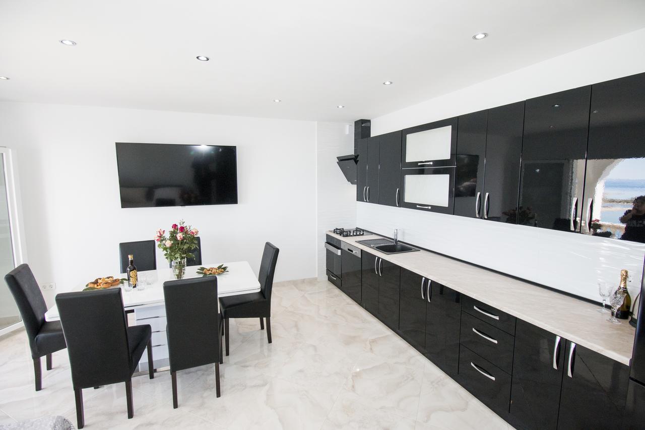 Apartman Horizont Appartement Omiš Buitenkant foto