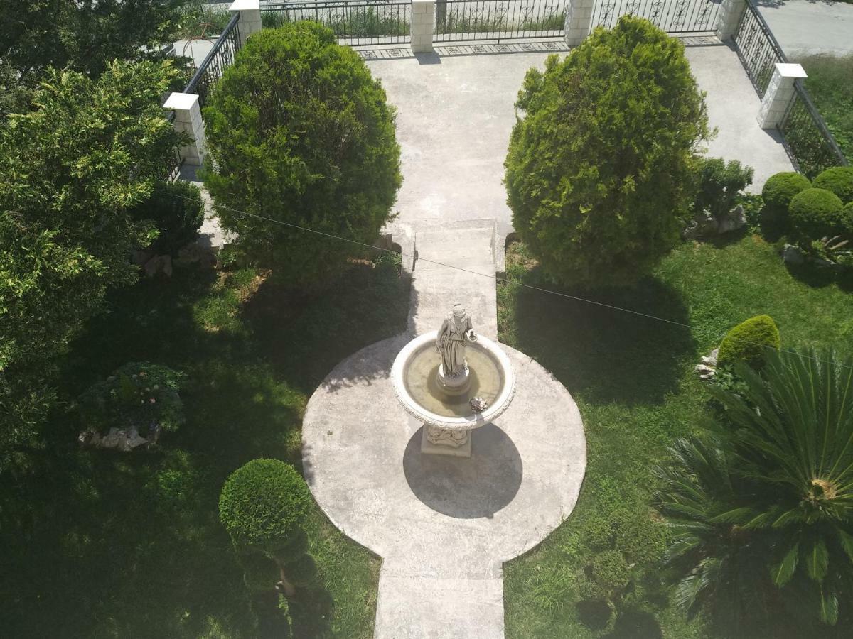 Apartman Horizont Appartement Omiš Buitenkant foto